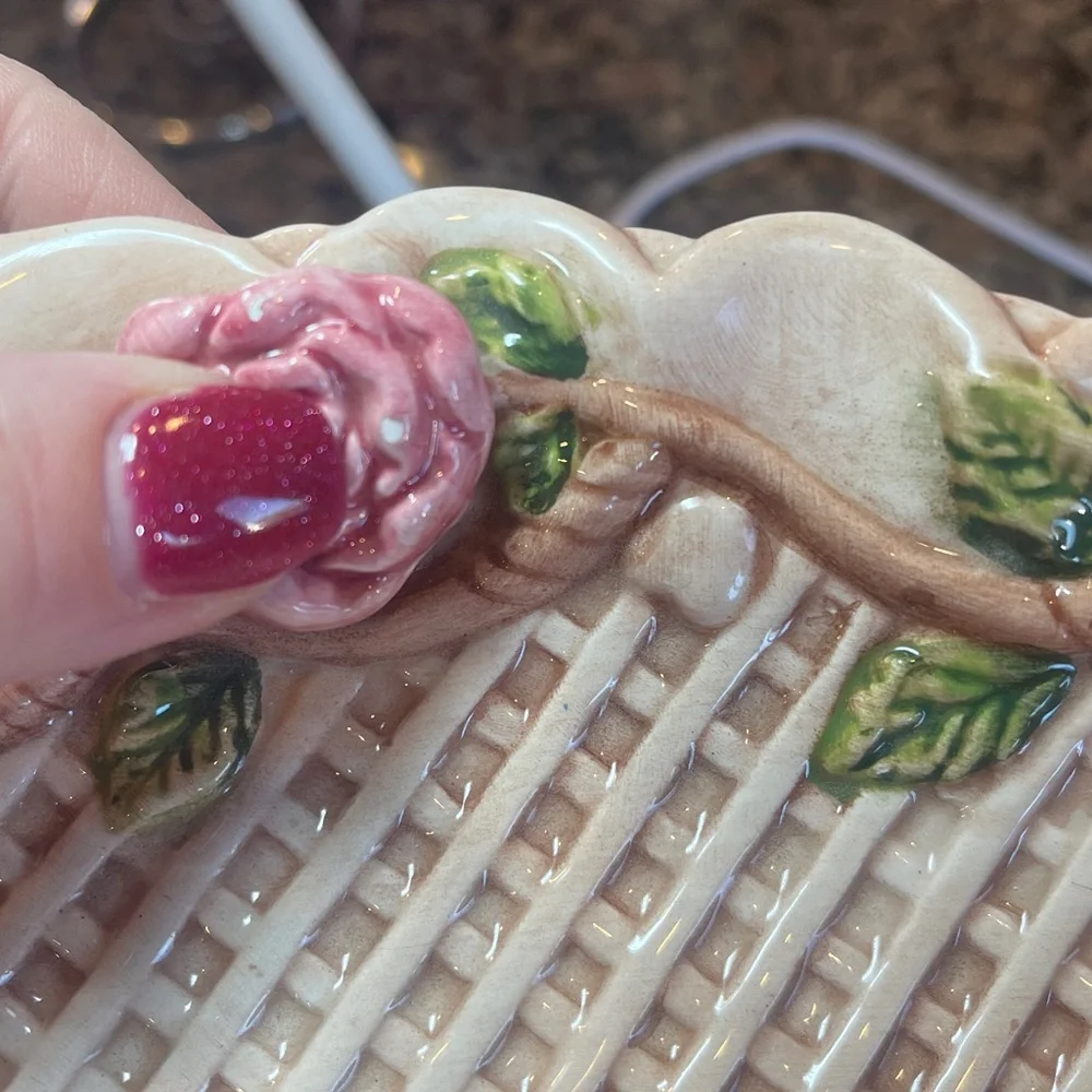 Hand-Painted Pink Rose Ceramic Trinket Set - Heart Dish, Dish, Tumbler🌺